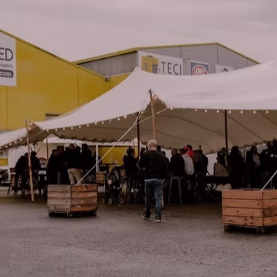 Julie, agence évènementielle<br>AGENCE 24